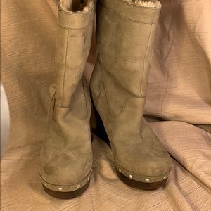 UGG leather wood platform high ankle boots sz39/8
